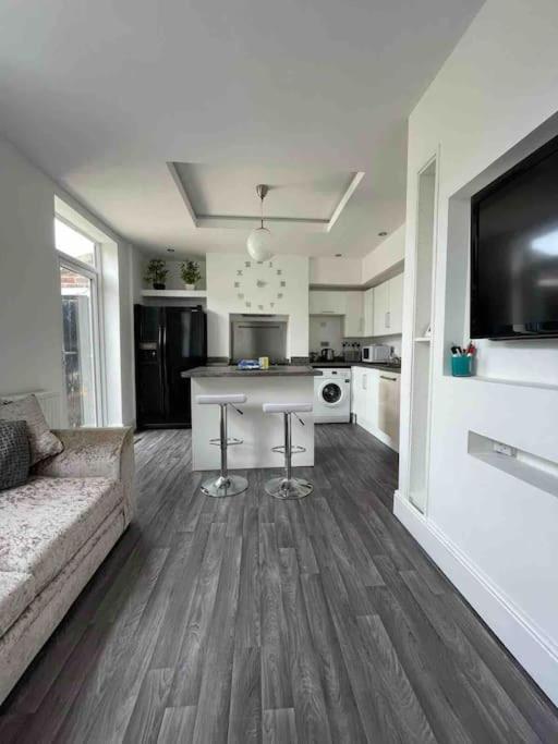 2 Bed Sleeps 6 Beach Retreat St Annes On Sea Villa Lytham St Annes Exterior foto