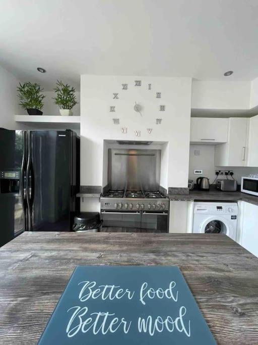 2 Bed Sleeps 6 Beach Retreat St Annes On Sea Villa Lytham St Annes Exterior foto